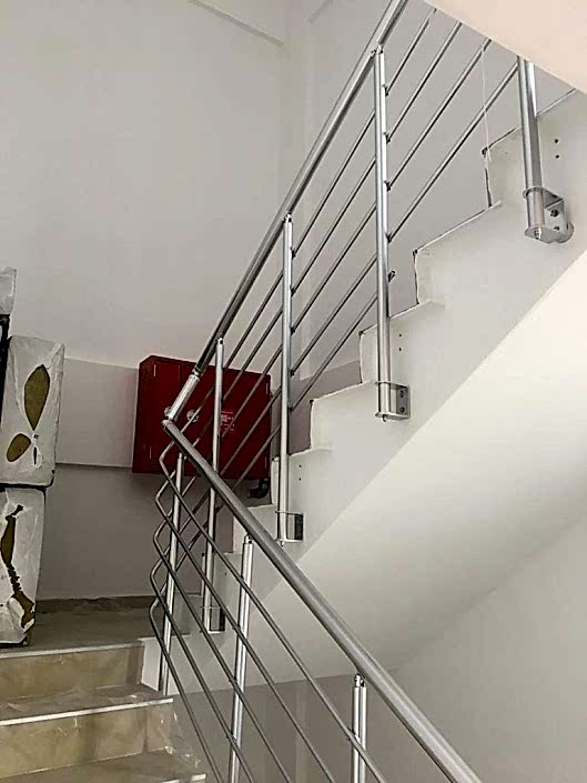 e933femscambalkon-82